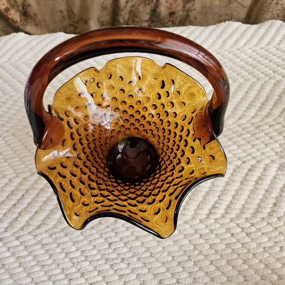 Vintage Glass Ruffled Basket - Picture 2 of 4